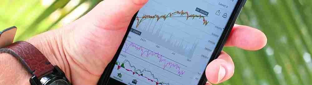 Parier à court terme vs investir à long terme