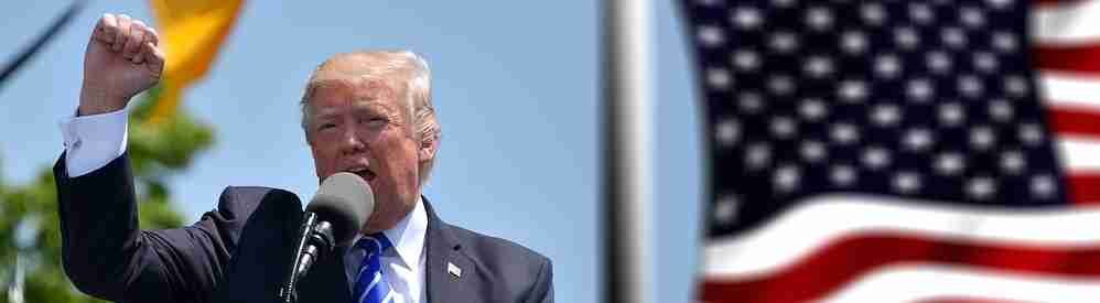 Trump augmente les taxes sur les produits étrangers entrant sur le territoire américain. Ceci renforce l'incertitude. Quelle stratégie financière adopter?